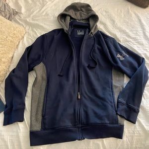navy/grey under armour sweatshirt